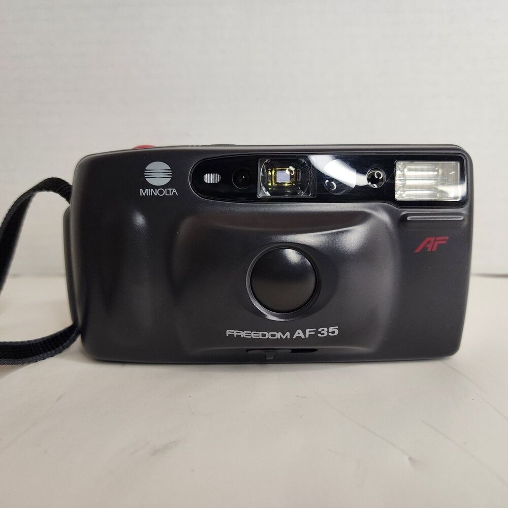 Minolta Freedom AF 35 35mm Compact Point and Shoot Film Camera BATTERY TESTED